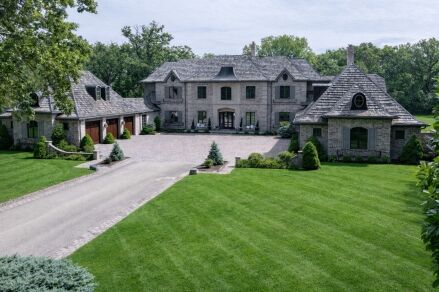 24 Bridlewood Road