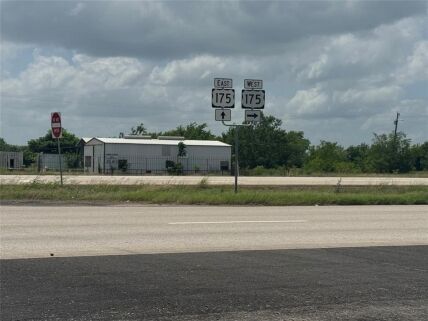 5479 E Highway 175