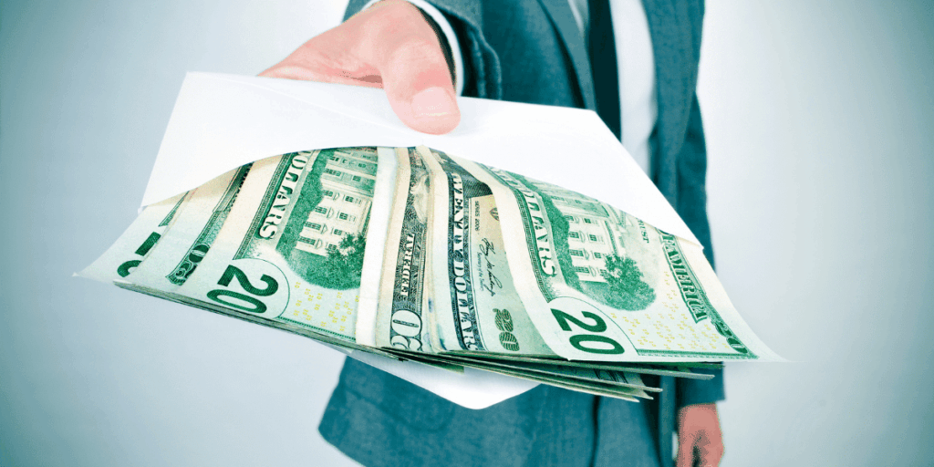 how much do realtors make in real estate commission