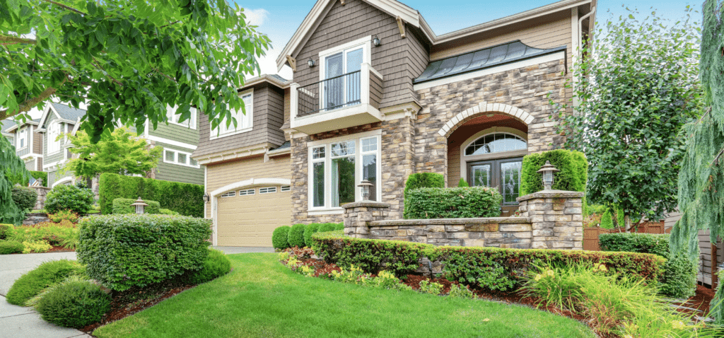 curb appeal is one way to make more money when selling your home